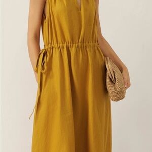 Chic Linen Maxi Dress In Honey Yellow
